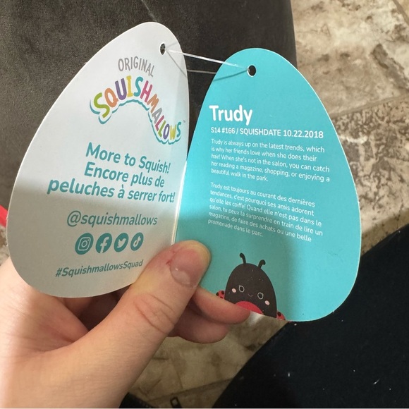 Trudy Ladybug Squishmellow Red Black NEW Kids Unisex Toy Stuffed Animal NWT Fun - Picture 12 of 16